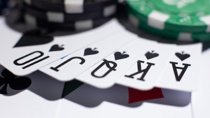 Cómo se Juega al Poker Omaha